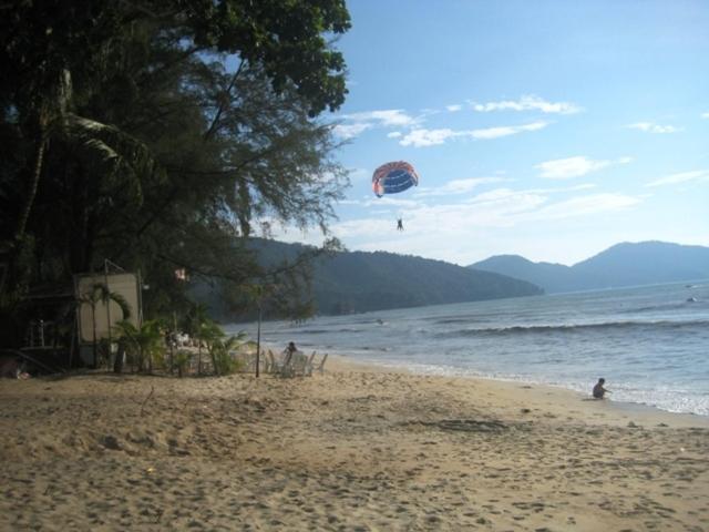 Et Budget Guest House Batu Feringgi Exteriér fotografie