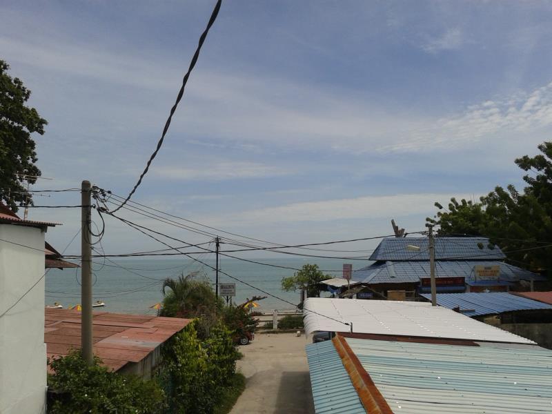 Et Budget Guest House Batu Feringgi Exteriér fotografie